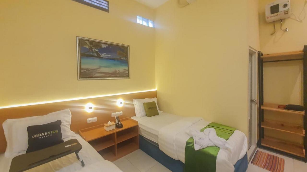 Urbanview Hotel Sakura Kampung Inggris Pare By Reddoorz Экстерьер фото
