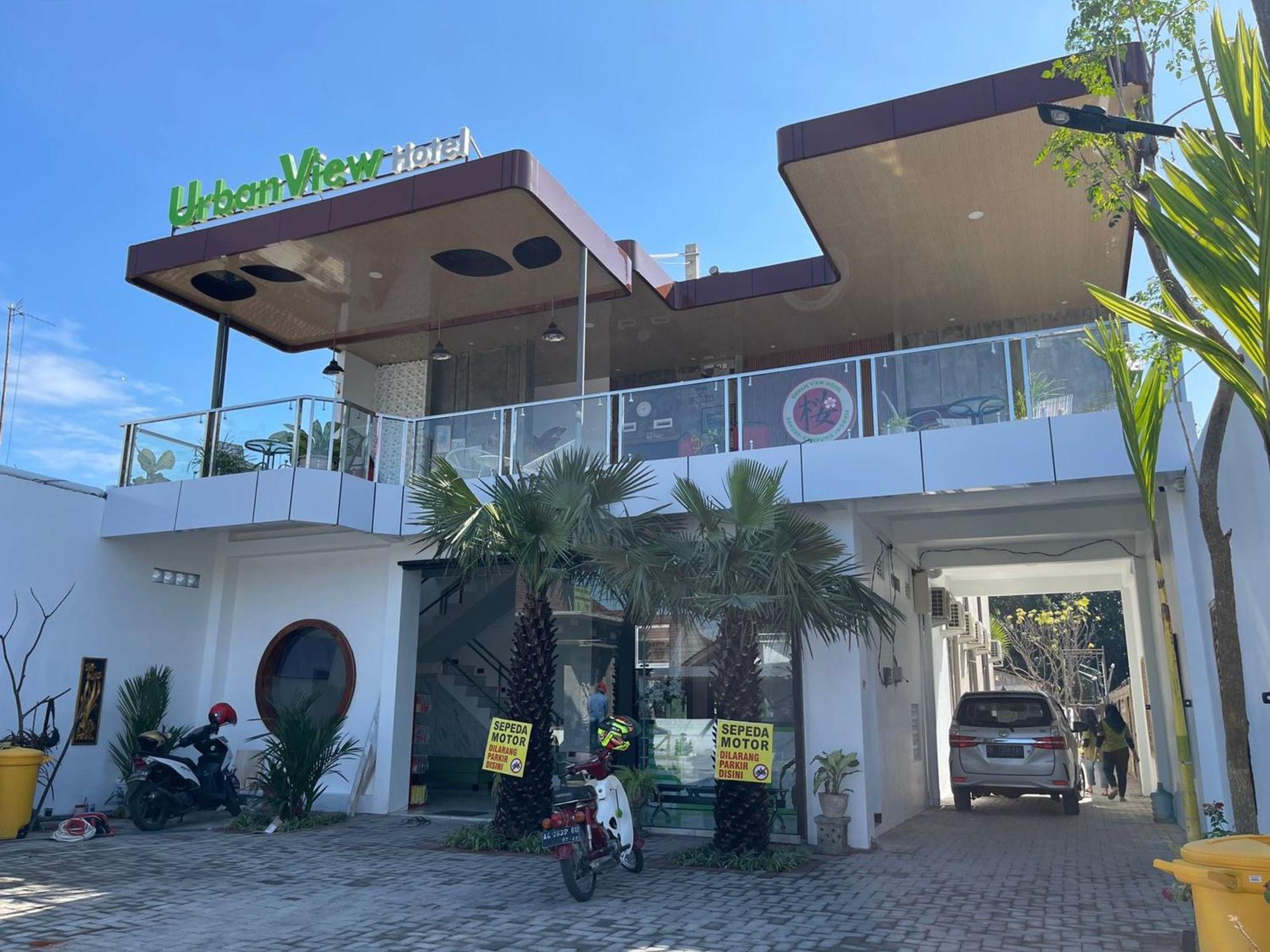 Urbanview Hotel Sakura Kampung Inggris Pare By Reddoorz Экстерьер фото